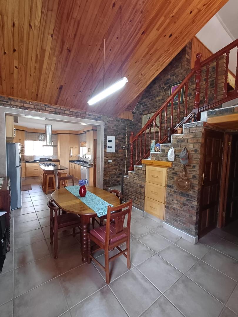 9 Bedroom Property for Sale in Willow Grange Free State